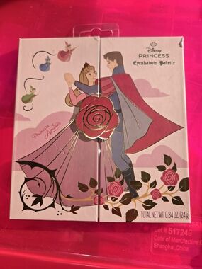 Disney Princess Aurora Eyeshadow Palette With 2 Mirrors - Pink Rose Packaging